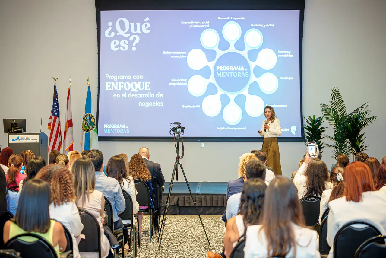 Miami Women's Chamber of Commerce – Launch Event, photo 11