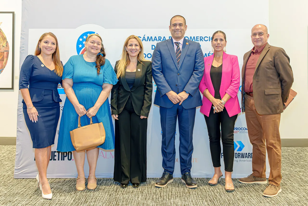 Miami Women's Chamber of Commerce – Launch Event, photo 22