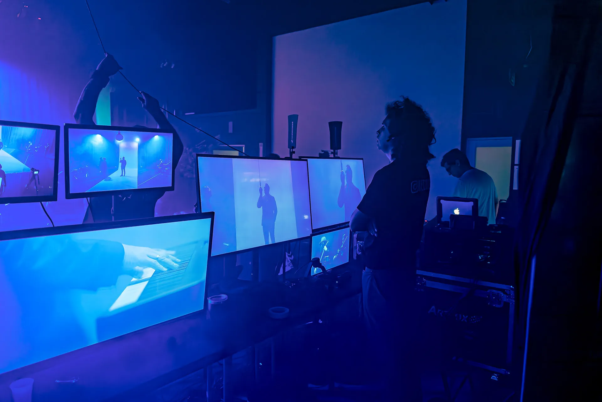 305Color – Backstage / BTS, photo 4