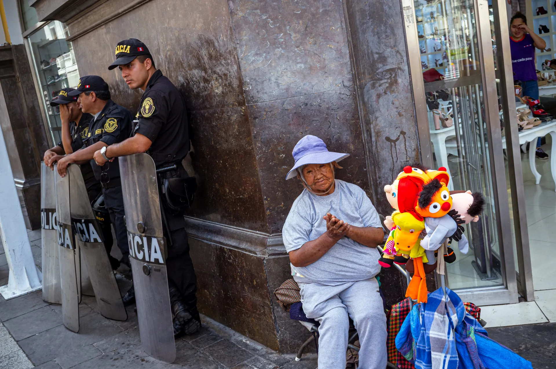 Lima Street, photo 5